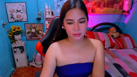 Snapshot of sweetienicole chatting on 01.28.25 Nicole online show from 01.28.25
