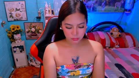 Snapshot of sweetienicole chatting on 01.29.25 Nicole online show from 01.29.25