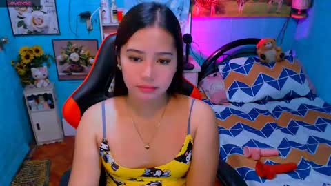 Snapshot of sweetienicole chatting on 03.12.25 Nicole online show from 03.12.25