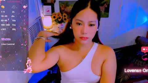 Snapshot of sweetienicole chatting on 09.21.25 Nicole online show from 09.21.25