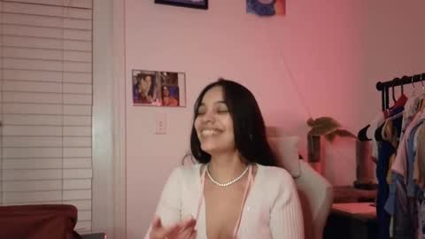 Snapshot of sweetieslikebutter chatting on 10.01.25 Blu Sweets online show from 10.01.25