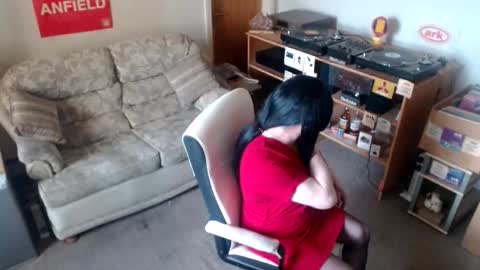 Snapshot of sweetlouise69 chatting on 10.11.25 sweetlouise69 online show from 10.11.25