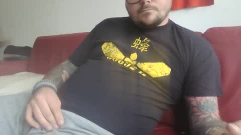 Snapshot of sweetlove090 chatting on 09.16.25 sweetlove090 online show from 09.16.25