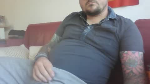 Snapshot of sweetlove090 chatting on 09.19.25 sweetlove090 online show from 09.19.25