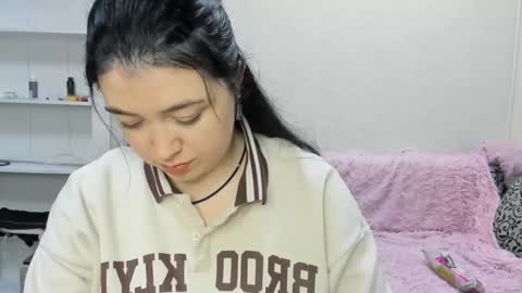 Snapshot of sweetmarylove chatting on 03.03.25 sweetmarylove online show from 03.03.25