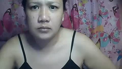 Snapshot of sweetnipples1987 chatting on 03.02.25 sweetnipples1987 online show from 03.02.25