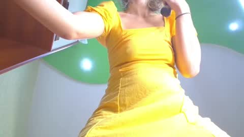 Veronica and Alex online show from 09.22.25