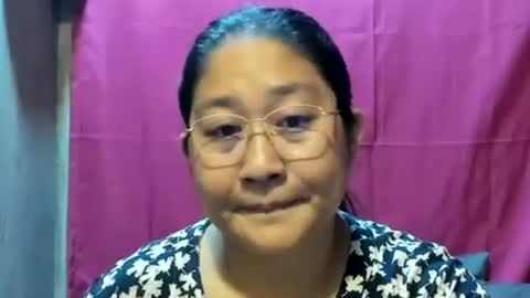 Snapshot of sweetpilipina88 chatting on 12.11.24 MIA online show from 12.11.24