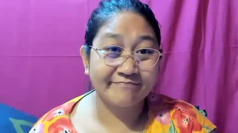 Snapshot of sweetpilipina88 chatting on 01.02.25 MIA online show from 01.02.25