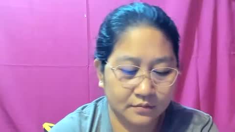 Snapshot of sweetpilipina88 chatting on 01.17.25 MIA online show from 01.17.25