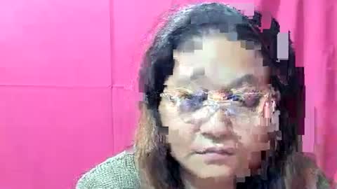 Snapshot of sweetpilipina88 chatting on 01.19.25 MIA online show from 01.19.25