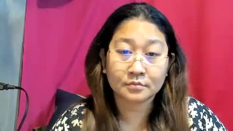 Snapshot of sweetpilipina88 chatting on 01.29.25 MIA online show from 01.29.25