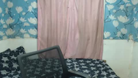 Snapshot of sweetsensation69xx chatting on 03.02.25 Sweet online show from 03.02.25