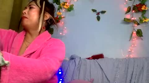 Snapshot of sweetspicypotato chatting on 02.24.25 spicy online show from 02.24.25