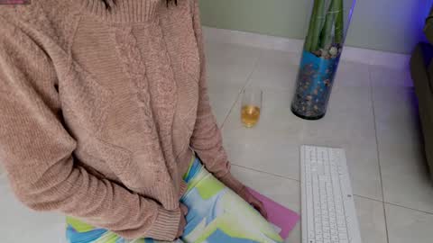 Snapshot of sweett_petite chatting on 02.01.25 online show from 02.01.25