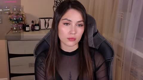 Snapshot of sweety_caroline_ chatting on 02.11.25 Sweety Caroline I lost my TG write to me here online show from 02.11.25
