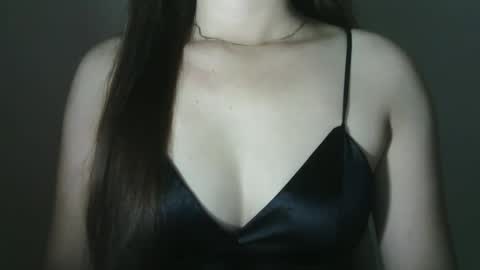 sweety_princess15 online show from 10.21.25