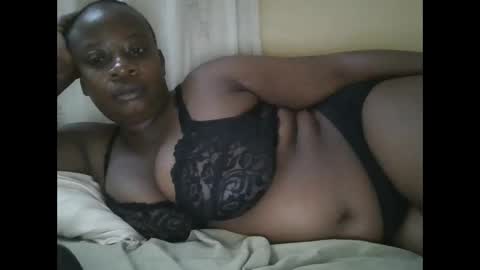 sweetyass25 online show from 10.19.25