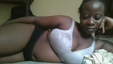 sweetyass25 online show from 11.21.25