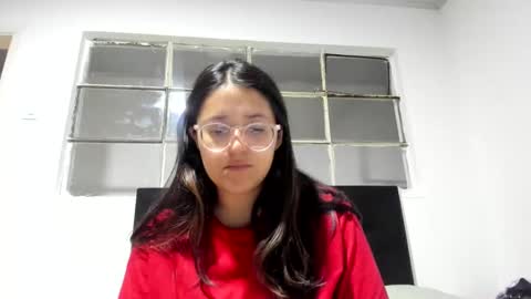 sweetyypeach online show from 02.15.25