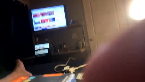 Snapshot of swimjock92262 chatting on 10.05.25 swimjock92262 online show from 10.05.25