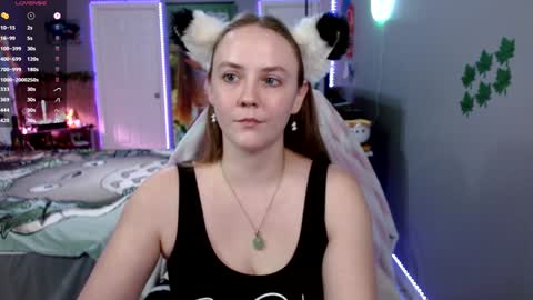 Snapshot of syndica chatting on 09.10.25 Jennah online show from 09.10.25