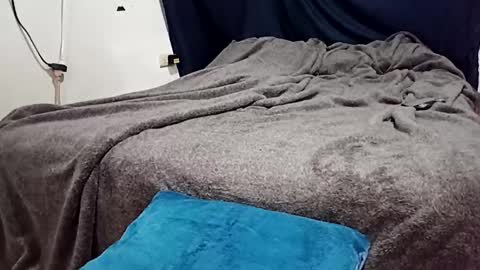 Snapshot of t0ny_cawk chatting on 01.05.25 t0ny_cawk online show from 01.05.25