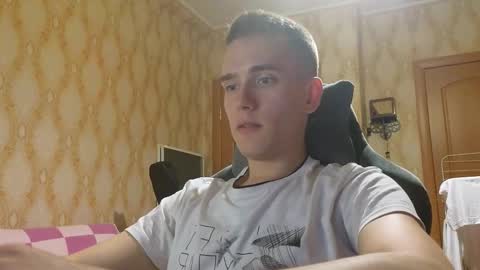 Snapshot of taakanyoko chatting on 09.21.25 Urahara online show from 09.21.25