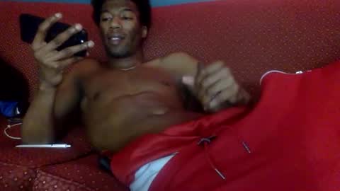 Snapshot of taejhon chatting on 03.05.25 Taejhon online show from 03.05.25