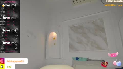Snapshot of tahira_21 chatting on 02.22.25 Tahira online show from 02.22.25