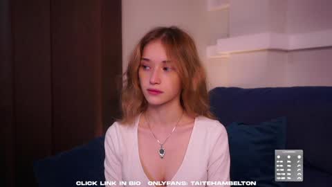 Snapshot of taitehambelton chatting on 09.29.25 Mia online show from 09.29.25