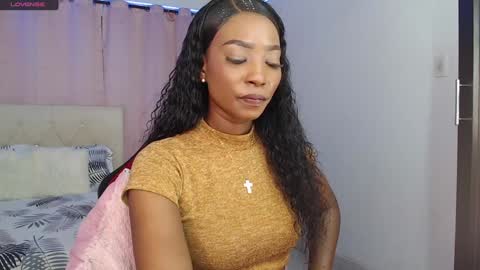 taliana  modelo independiente online show from 01.11.25