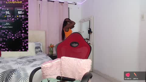 taliana  modelo independiente online show from 01.12.25