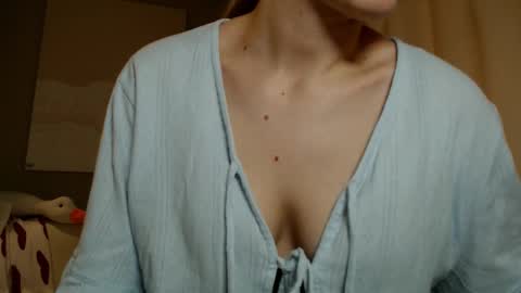  Kira  online show from 02.05.25