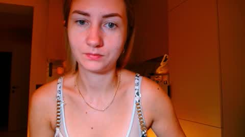  Kira  online show from 11.11.25