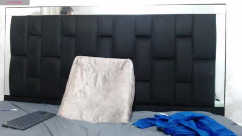 Snapshot of tamara_aa chatting on 02.11.25 Tamara online show from 02.11.25