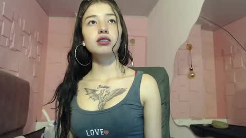 Snapshot of tamara_aa chatting on 09.25.25 Tamara online show from 09.25.25