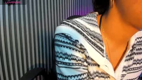 Snapshot of tamaraakins chatting on 03.11.25 Tamy online show from 03.11.25