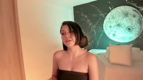 Snapshot of tamarathompsonn chatting on 02.06.25 Tamara. online show from 02.06.25