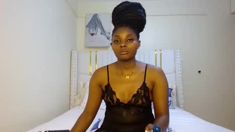 Snapshot of tamia538235 chatting on 10.07.25 tamia online show from 10.07.25