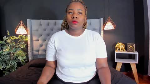 Snapshot of tammy__vega chatting on 01.22.25 online show from 01.22.25