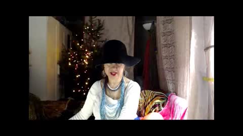 Snapshot of tanganiika chatting on 12.30.24 Milena online show from 12.30.24