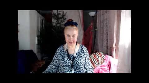 Snapshot of tanganiika chatting on 01.20.25 Milena online show from 01.20.25