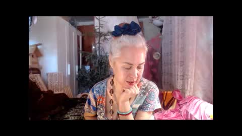 Snapshot of tanganiika chatting on 10.15.25 Milena online show from 10.15.25