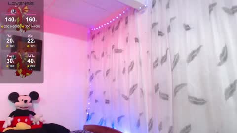 Snapshot of tania_0601 chatting on 02.06.25 tania 0601 online show from 02.06.25