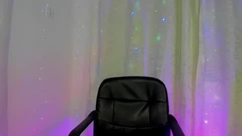 Snapshot of tanit_angels chatting on 10.30.25 TANIT ANGELS online show from 10.30.25