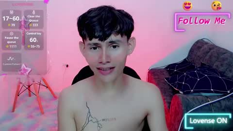 Snapshot of tanjiro_cute chatting on 01.18.25 Andres online show from 01.18.25