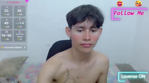 Snapshot of tanjiro_cute chatting on 03.11.25 Andres online show from 03.11.25