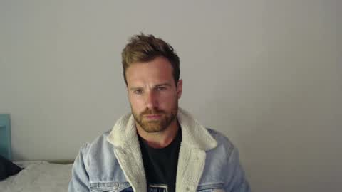 Snapshot of tarzan_thejungleboy chatting on 03.10.25 Tarzan online show from 03.10.25