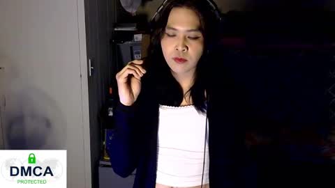 Snapshot of tashakai chatting on 01.18.25 TashaKai online show from 01.18.25